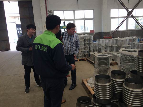 丹麦客户与上海淞江减震器集团的合作