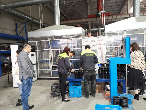 热烈欢迎上海交大工商管理55期同学莅临指导工作 热烈欢迎上海交大工商管理55期同学莅临指导工作