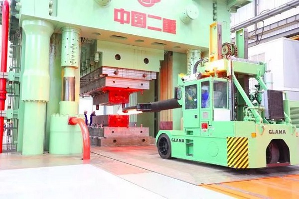 “8万吨”800MN模锻液压机填补中国空白